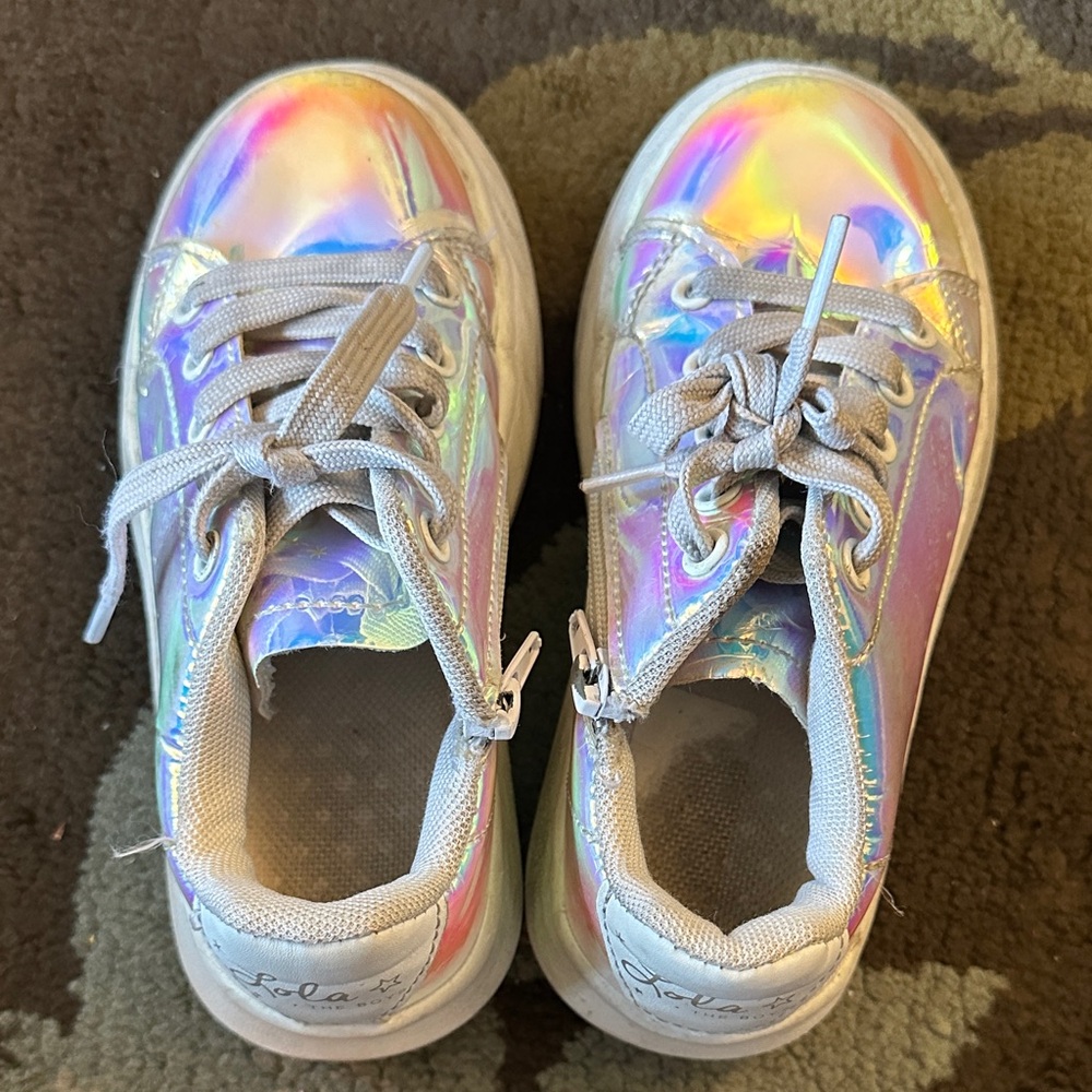 Lola + The Boys Holographic Kids Sneakers - Silver and Irridescent